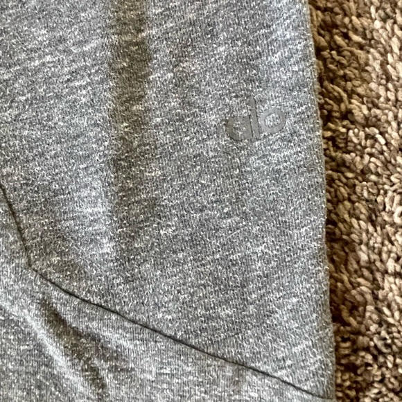 ALO Yoga Women’s Light Gray Sweatpants | Size Large - Picture 4 of 6